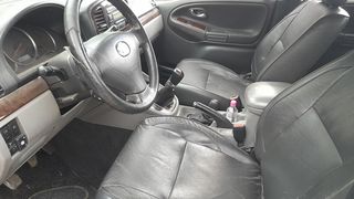 Suzuki Grand Vitara 2004-thumb-8