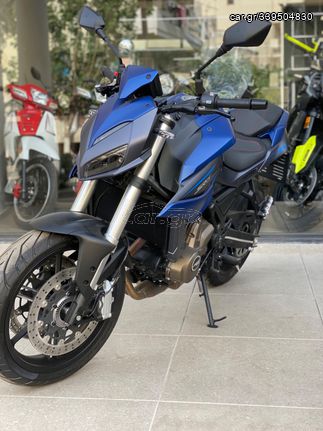 QJ Motor SRK 700 2025 ABS - MOTORRAD PSARAKIS