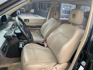 Nissan X-Trail 2003 2.0 Elegance-thumb-8