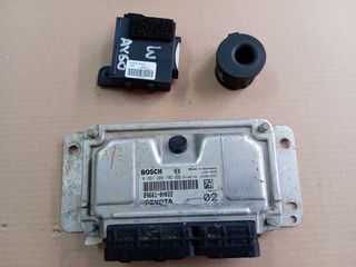 Σέτ εγκεφάλου (ECU KIT) με κωδικό 0 261 208 702/ 89661-0H022 απο Toyota Aygo/Citroen C1/Peugeot 107 2005-2011 (1KR )