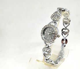 PARPOR γυναικείο ρολόι με μπρασελέ σχήμα καρδιές Α9516 ΤΙΜΗ 75 ΕΥΡΩ