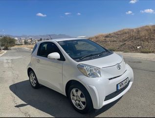 Toyota iQ '09