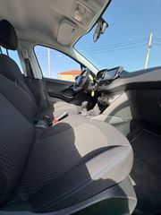 Peugeot 208 2017-thumb-5