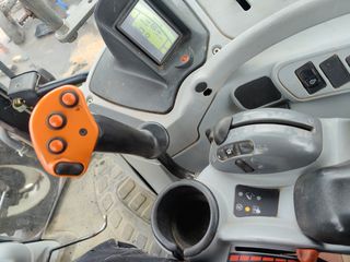 Τρακτέρ New Holland 2012 T6030 ELITE-thumb-9