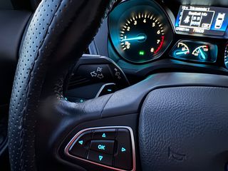 Ford Kuga 2017-thumb-14