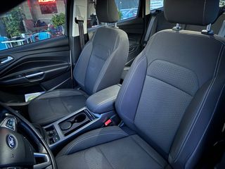 Ford Kuga 2017-thumb-18
