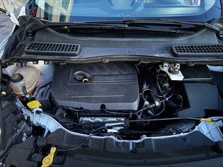 Ford Kuga 2017-thumb-22