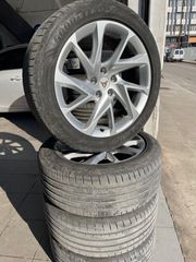 Seat cupra formentor 8x18 et 40 245/45/18 Goodyear-thumb-2