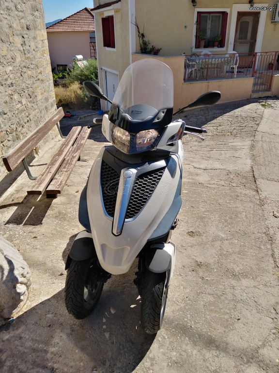 Piaggio MP3 YOURBAN 2011