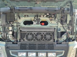 Volvo 2014 FH 13.460-thumb-16