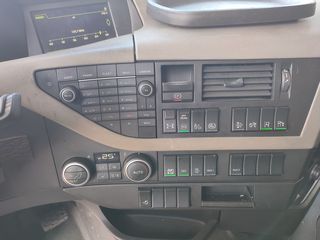Volvo 2014 FH 13.460-thumb-24