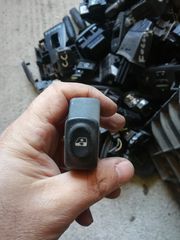 Διακόπτης ηλεκτρικών παραθύρων Renault Kangoo 1999' - 2003'