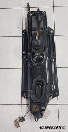 Λεβιες ταχυτήτων μαζί με την βάση του Α145 1.7cc 16V BOXER 