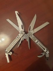 LEATHERMAN Charge-thumb-2