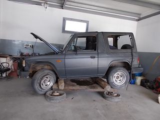 MITSUBISHI PAJERO-thumb-1