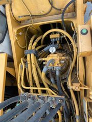 Εκσκαφέας Με Ερπύστριες Liebherr 1996 922-thumb-10