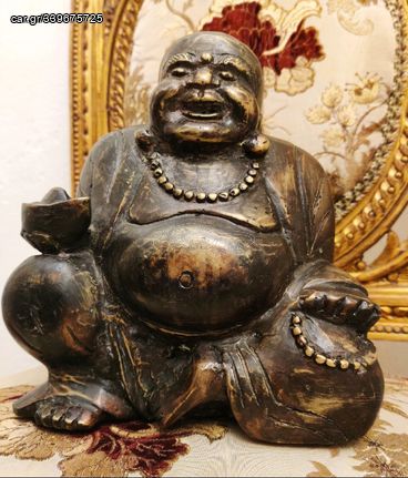 Παλαιό μετταλικό άγαλμα του Βούδα
