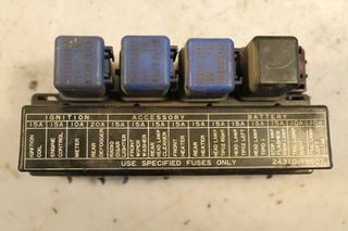 NISSAN - VANETTE - Ασφαλειοθήκη 1.5CC C220 ΕΤΟΣ: 1986-1995