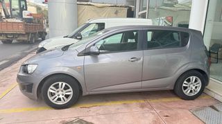Chevrolet Aveo 2012-thumb-1
