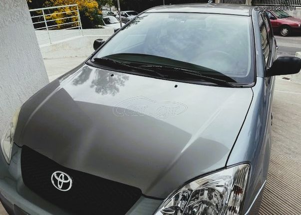 Toyota Corolla '03