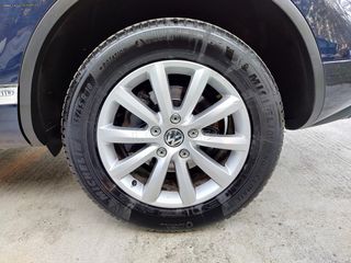 Volkswagen Touareg 2011 V6 TFSI HYBRID 380 bhp '11-thumb-40