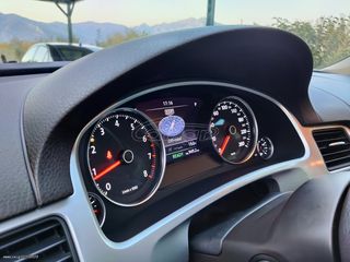 Volkswagen Touareg 2011 V6 TFSI HYBRID 380 bhp '11-thumb-24