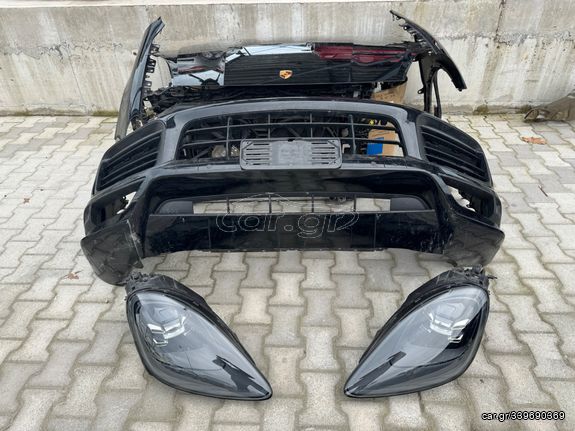PORSCHE CAYENNE 9Y0 