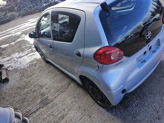Toyota Aygo 2008-thumb-3