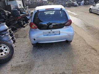 Toyota Aygo 2008-thumb-6