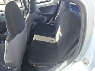 Toyota Aygo 2008-thumb-12