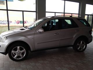 Mercedes-Benz ML 350 2006-thumb-1