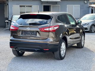Nissan Qashqai 2015 1.2 DIG-T ACENTA-thumb-5