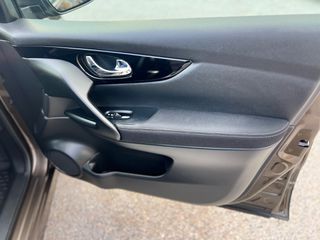Nissan Qashqai 2015 1.2 DIG-T ACENTA-thumb-25