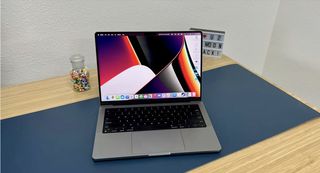 apple MacBook Pro M1 Pro 16gb 512gb ssd 