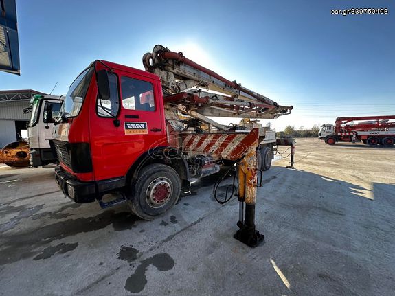 Φορτηγό Άνω Των 7.5τ πρέσσα '82 MERCEDES 2224 PUTZMEISTER 32M (X3)