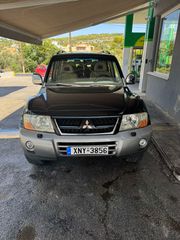 Mitsubishi Pajero 2005 GLS