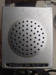 SANYO E800-thumb-1