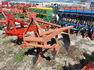 Tractor ploughs - plow '90