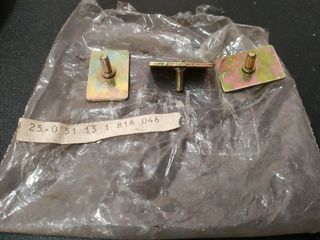 Ασφάλειες (3) λάστιχου προφυλακτήρα μπροστά BMW E10-E24 