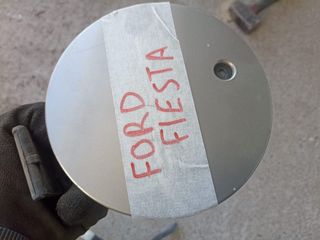 ford fiesta '07' πορτακι ρεζερβουαρ