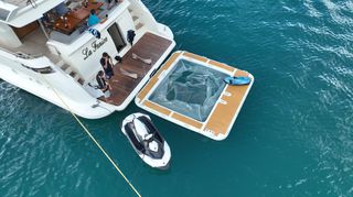 Watersport inflatable items '23 YACHTBEACH LUXURY POOL 