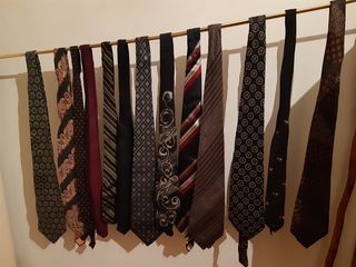 13 μεταξωτές γραβάτες  