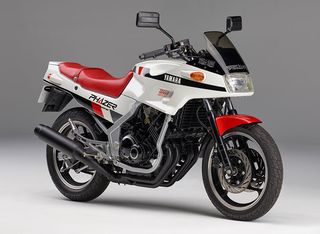 Yamaha FZR 250 Πολλα ανταλλακτικα MONO. Διαβαστε την περιγραφη '88