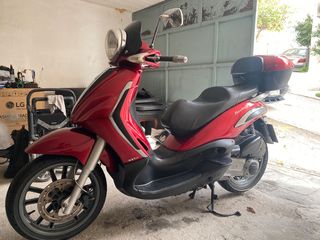 Piaggio Beverly 300i Tourer '10