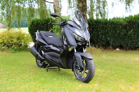 Yamaha X-Max 300 '19 IRON MAX