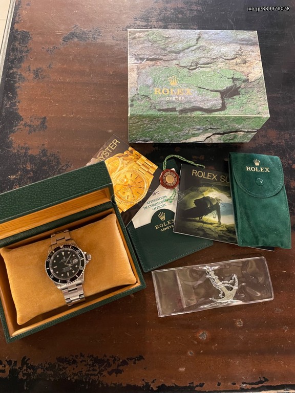 Rolex Submariner Date