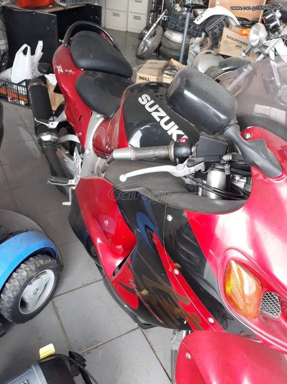 Hayabusa Suzuki 1300 μοντέλο 2008 πωλείται όπως είναι για ανταλλακτικά το μηχανάκι δουλεύει άψογα