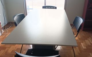 Τραπέζι συνεδριάσεων και 6 καρεκλες