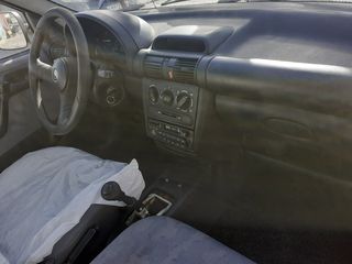 Opel Corsa 2000 1.5 DIESEL-thumb-3