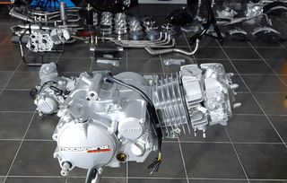 moter YX 140 CDI new  gia honda c50 glx dax chaly astrea supra ss50 z50j Z50R monkey Gorilla lifan bobo skyteam Jincheng Jintong JC50 MODIFYING GARAGE "since1993" TAKEGAWAGR - 4miniracingparts,gr